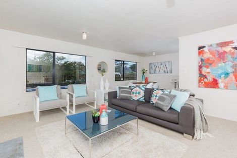 Photo of property in 7 Pine Street, New Lynn, Auckland, 0600