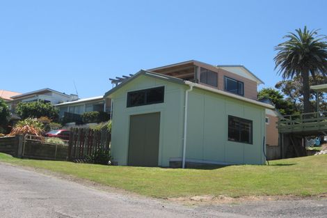 Photo of property in 91 Town Point Road, Maketu, 3189