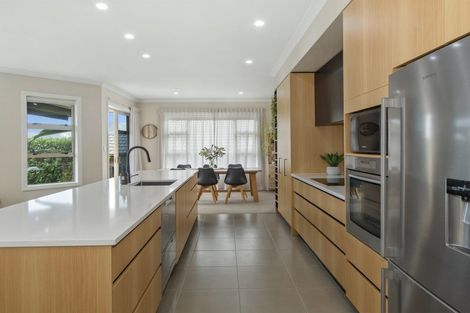 Photo of property in 56 Rexford Heights, Pyes Pa, Tauranga, 3112