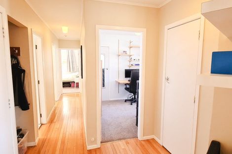 Photo of property in 23 Poneke Drive, Waikanae, 5036