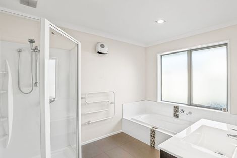 Photo of property in 26 Henley Close, Rolleston, 7614