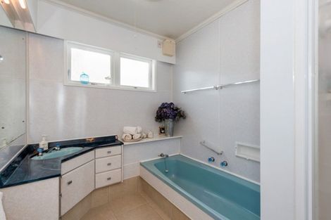 Photo of property in 10 Menzies Street, Beerescourt, Hamilton, 3200