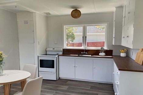 Photo of property in 35 Petrie Street, Wainuiomata, Lower Hutt, 5014