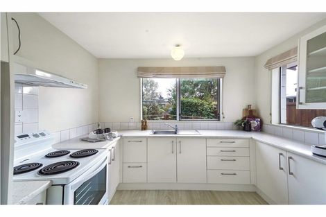 Photo of property in 2/6 Hythe Lane, Saint Martins, Christchurch, 8022