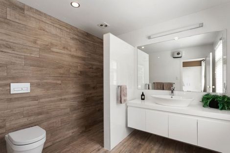 Photo of property in 40 Garden Road, Merivale, Christchurch, 8014