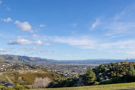 Photo of property in 2 Crown Terrace, Britannia Heights, Nelson, 7010