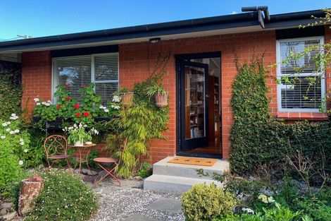 Photo of property in 20b Wood Street, Greytown, 5712