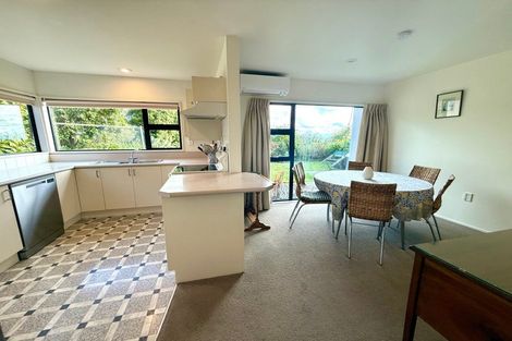 Photo of property in 2/12 Macmillan Avenue, Cashmere, Christchurch, 8022