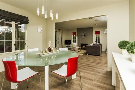 Photo of property in 7 Red Oak Place, Schnapper Rock, Auckland, 0632
