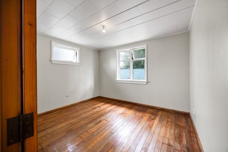 Photo of property in 85 Collins Street, Hawera, 4610