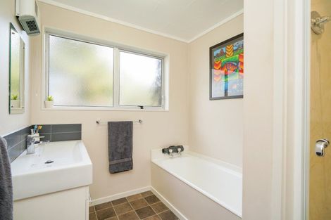 Photo of property in 56 Mason Road, Seaward Bush, Invercargill, 9871