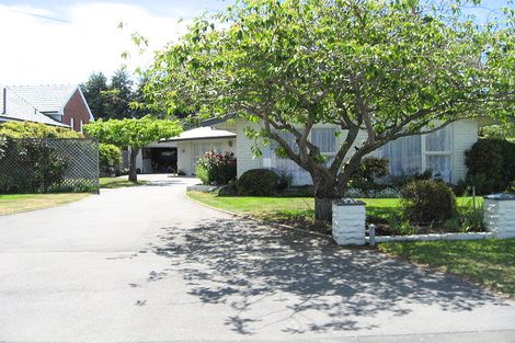 Photo of property in 4 Waitikiri Drive, Parklands, Christchurch, 8083