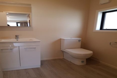 Photo of property in 24 Hori Street, Vogeltown, New Plymouth, 4310