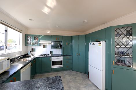 Photo of property in 51 Murphy Road, Taradale, Napier, 4112