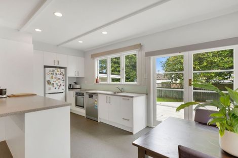 Photo of property in 2 Kellow Street, Wallaceville, Upper Hutt, 5018