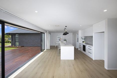 Photo of property in 14 Godley Place, Woodend, 7610