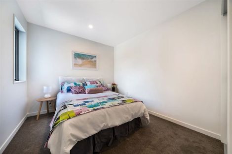 Photo of property in 11d Reid Road, New Lynn, Auckland, 0600