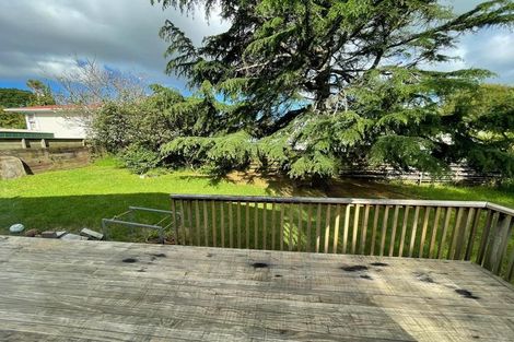 Photo of property in 26 Crompton Road, Massey, Auckland, 0614