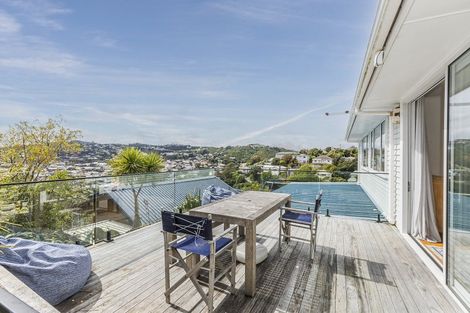 Photo of property in 81 Severn Street, Island Bay, Wellington, 6023