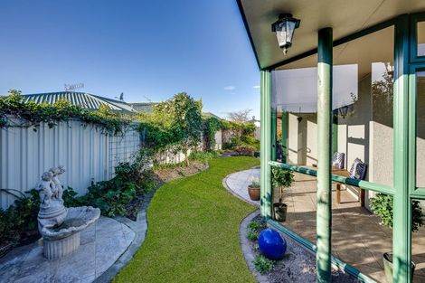 Photo of property in 5a Montague Way, Taradale, Napier, 4112