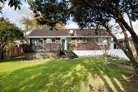 Photo of property in 5 Palm Court Drive, Glen Eden, Auckland, 0602