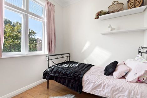 Photo of property in 55 Palm Avenue, Lyall Bay, Wellington, 6022