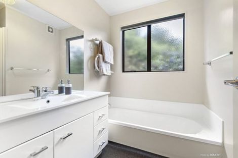 Photo of property in 100a Fraser Avenue, Johnsonville, Wellington, 6037