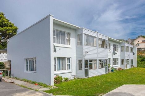 Photo of property in 18u2 Agra Crescent, Khandallah, Wellington, 6035