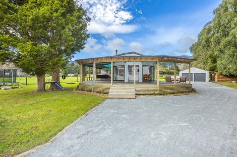 Photo of property in 82 Parkes Line Road, Maymorn, Upper Hutt, 5018