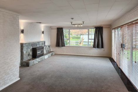 Photo of property in 215 Stokes Valley Road, Stokes Valley, Lower Hutt, 5019