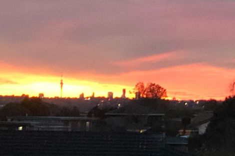 Photo of property in 14 Murvale Drive, Bucklands Beach, Auckland, 2014