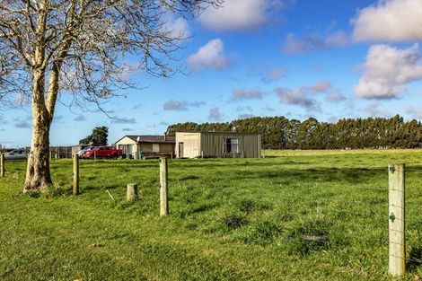 Photo of property in 585 Coutts Island Road, Coutts Island, Christchurch, 7670