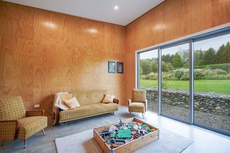 Photo of property in 124 Fairweather Road, Mill Road, Invercargill, 9872