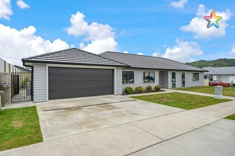 Photo of property in 6 Jack Vaughan Grove, Wainuiomata, Lower Hutt, 5014