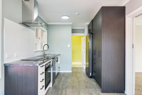 Photo of property in 14 Ferguson Street, Levin, 5510