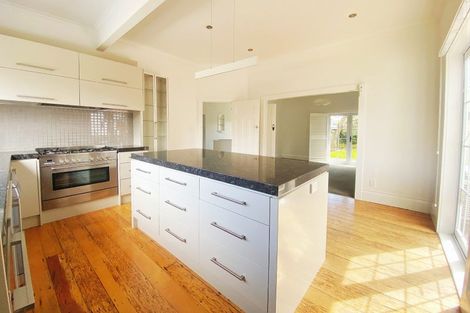 Photo of property in 6 Bracken Avenue, Takapuna, Auckland, 0622