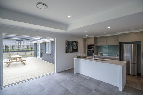 Photo of property in 15 Pitoitoi Drive, Riverhead, 0820