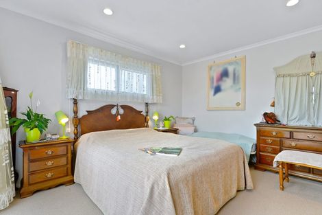 Photo of property in 9 Mohill Place, East Tamaki Heights, Auckland, 2016