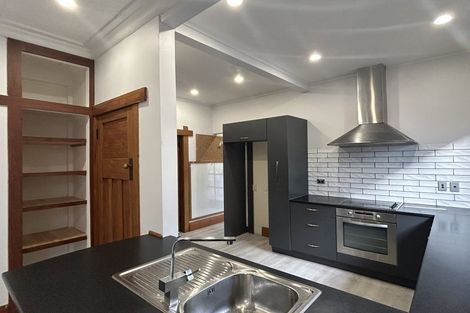 Photo of property in 15 Rolleston Street, Mount Cook, Wellington, 6021