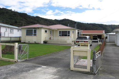 Photo of property in 10 Maire Street, Wainuiomata, Lower Hutt, 5014
