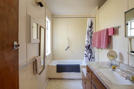 Photo of property in 110 Hazlett Street, Clyde, 9330