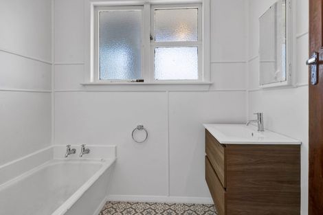 Photo of property in 20 Mclean Street, Hawera, 4610