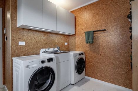 Photo of property in 33 Monarch Drive, Ashhurst, 4810