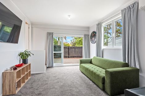 Photo of property in 43 Mcclintock Road, Massey, Auckland, 0614