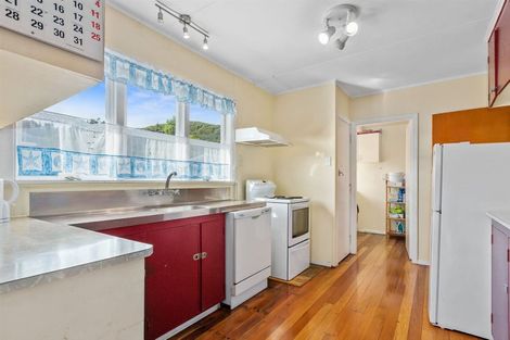 Photo of property in 13 Hay Street, Wainuiomata, Lower Hutt, 5014