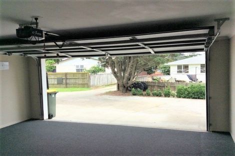 Photo of property in 18a Nicola Place, Mangere, Auckland, 2022