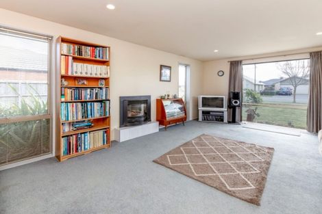 Photo of property in 24 Rochester Crescent, Rolleston, 7614