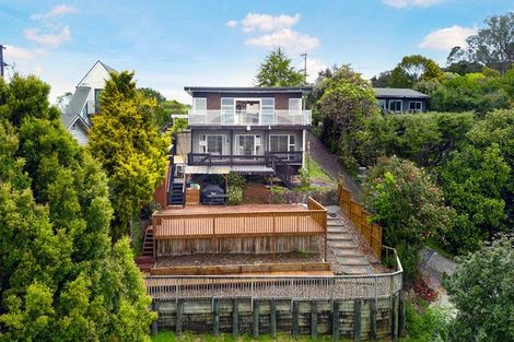 Photo of property in 229 Golf Road, Titirangi, Auckland, 0604