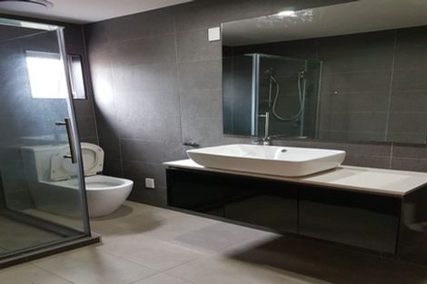 Photo of property in 76 Gallony Avenue, Massey, Auckland, 0614