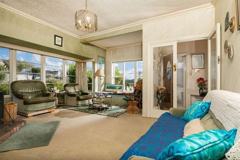 Photo of property in 49 Moffat Road, Red Beach, 0932